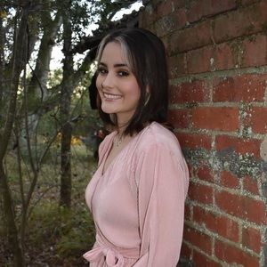 Meet your Posher, Dani